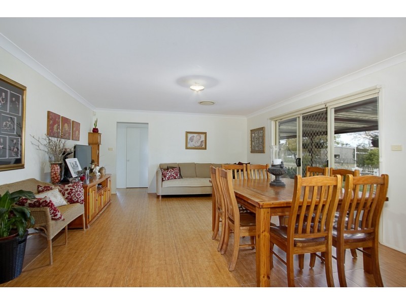 823-827 Castlereagh Road, Castlereagh NSW 2749