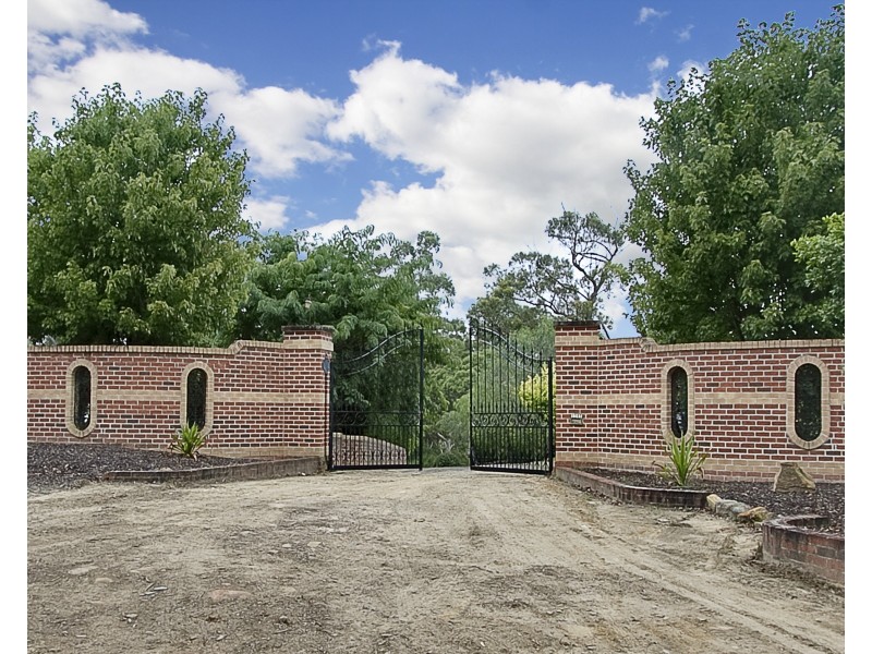 1141 Wheelbarrow Ridge Road, Colo Heights NSW 2756