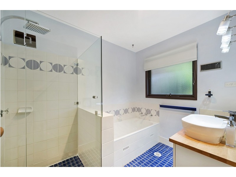 6 Poole Street, Werrington County NSW 2747