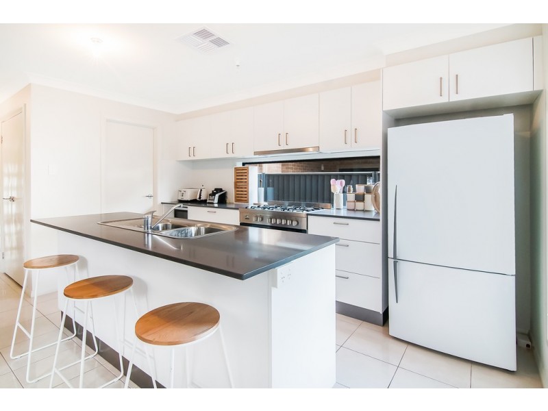 20 Ivory Curl Street, Gregory Hills NSW 2557
