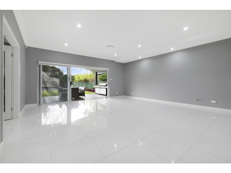 84 Pitt Town Road, Mcgraths Hill NSW 2756