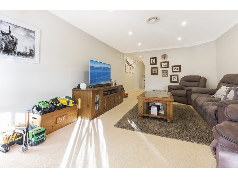 Mcgraths Hill NSW 2756