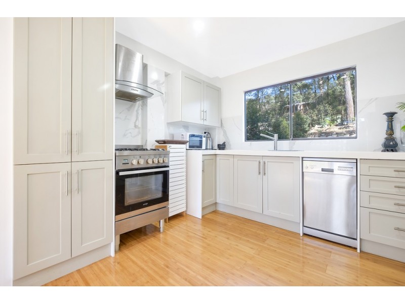 15 Waratah Street, Bowen Mountain NSW 2753