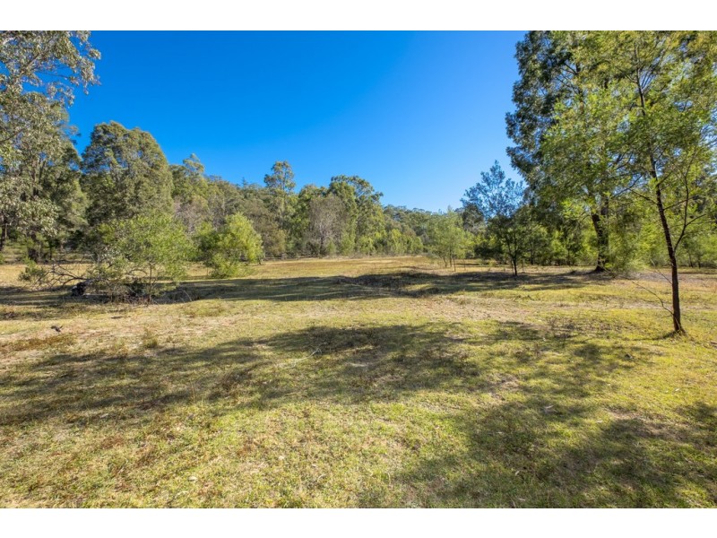 6220 Commission Road, Howes Valley NSW 2330