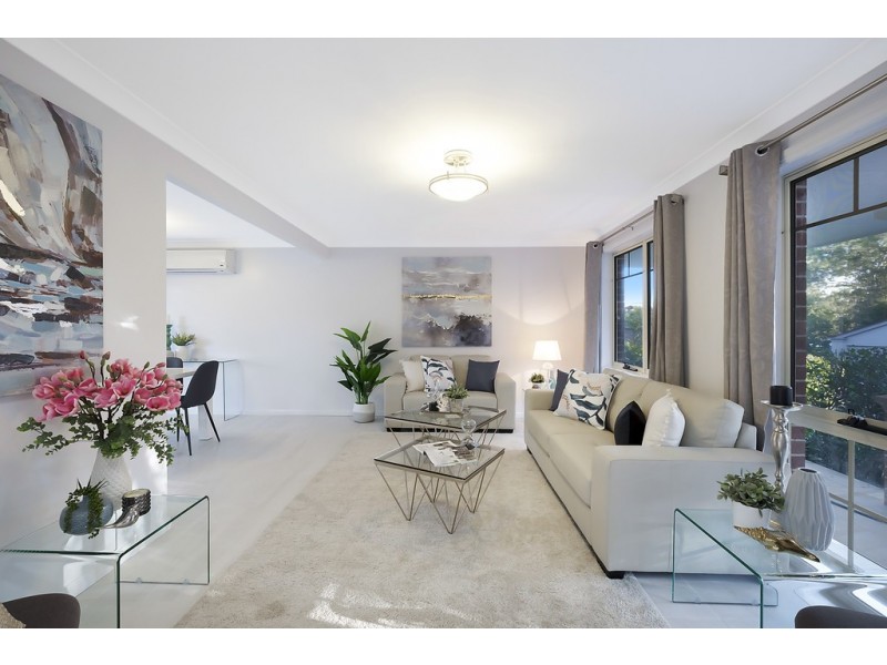 11 Minnamurra Grove, Dural NSW 2158