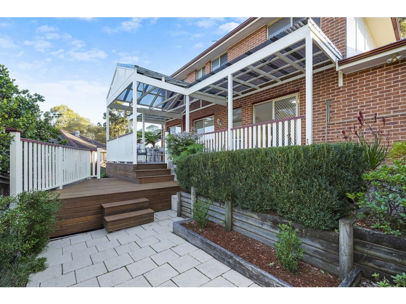 11 Minnamurra Grove, Dural NSW 2158