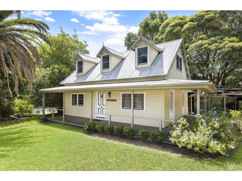 15 Cranstons Road, Dural NSW 2158