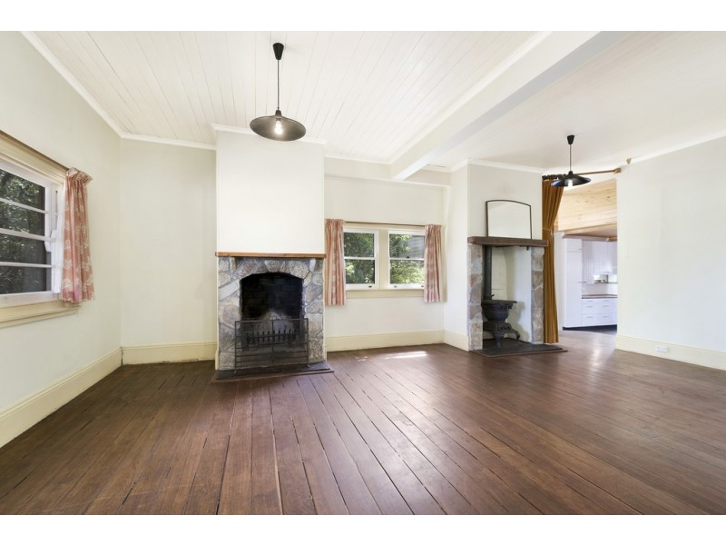 15 Cranstons Road, Dural NSW 2158