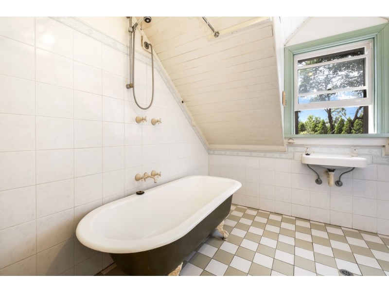 15 Cranstons Road, Dural NSW 2158