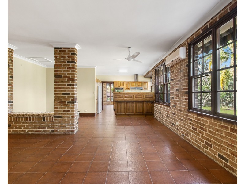 2490 Silverdale Road, Wallacia NSW 2745