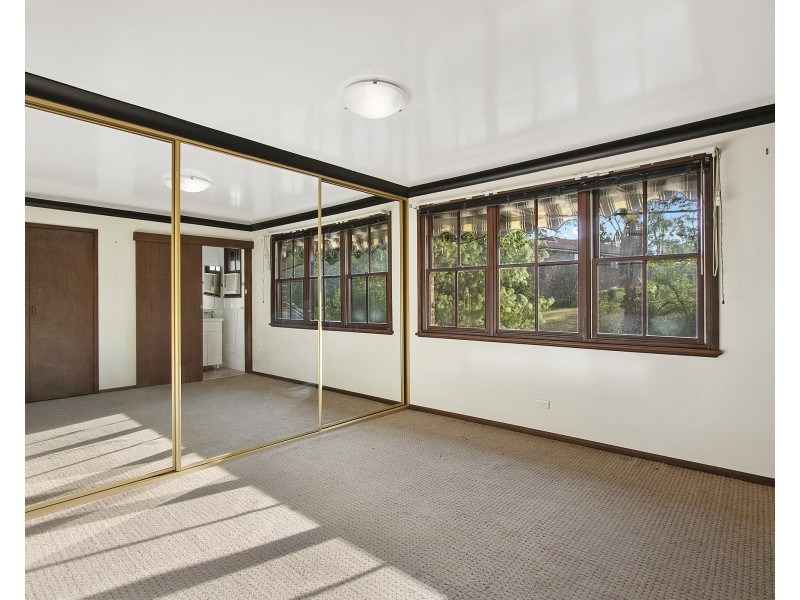 2490 Silverdale Road, Wallacia NSW 2745