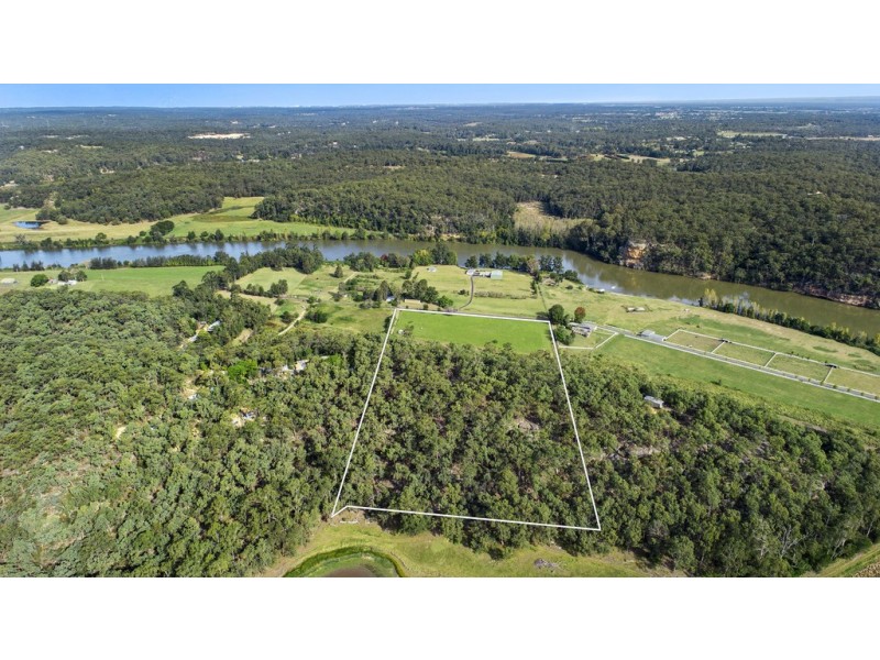 231 Mud Island Road, Sackville North NSW 2756