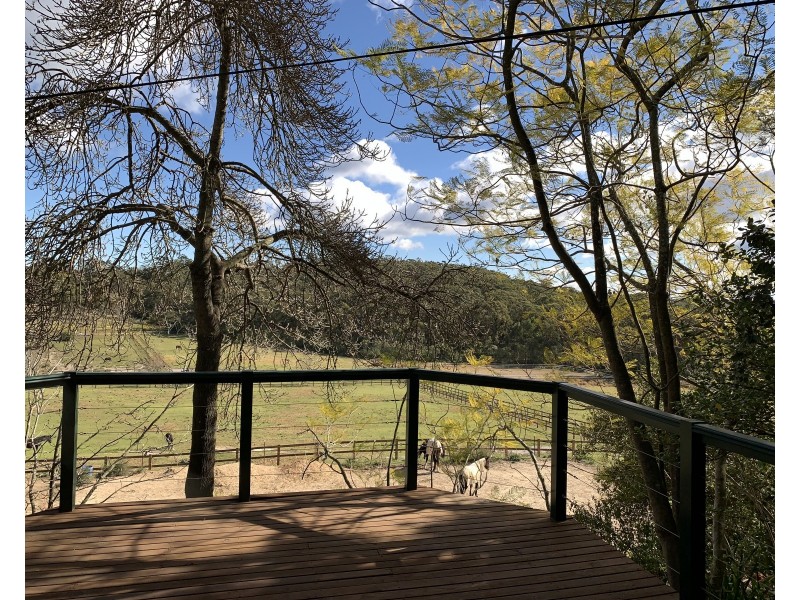 8a Peebles Road, Arcadia NSW 2159