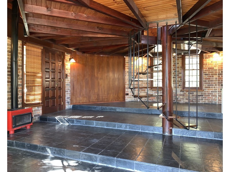 8a Peebles Road, Arcadia NSW 2159