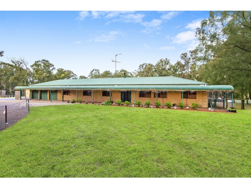 1 Sturt Place, Windsor Downs NSW 2756