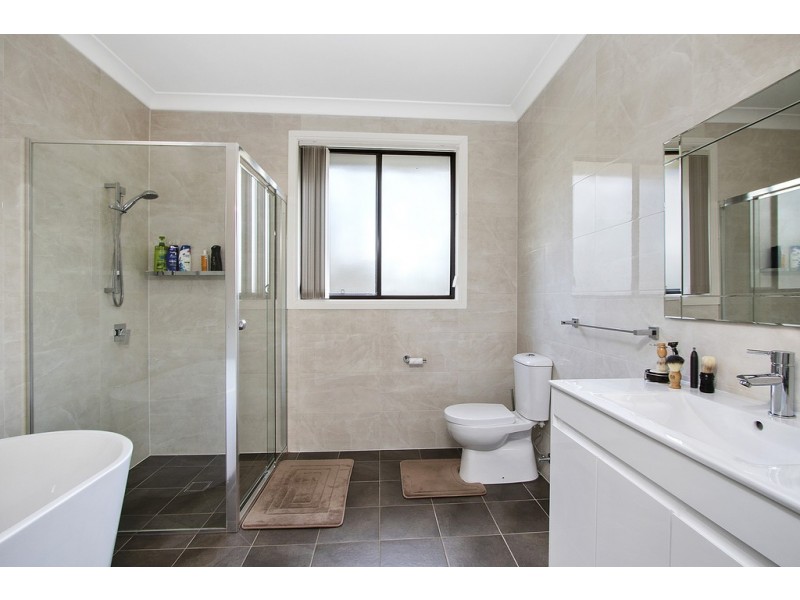 1 Sturt Place, Windsor Downs NSW 2756