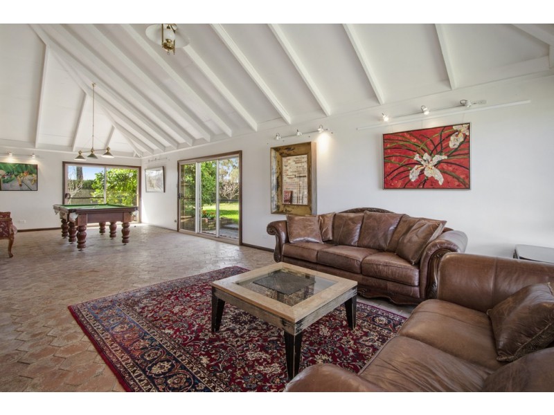 21 Devine Grove, Sackville North NSW 2756