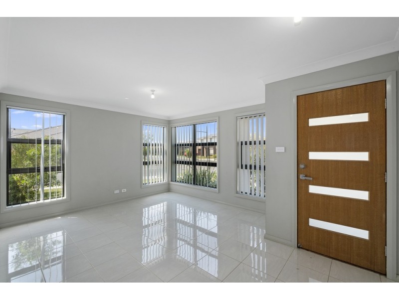 24 Blackburn Street, Ropes Crossing NSW 2760