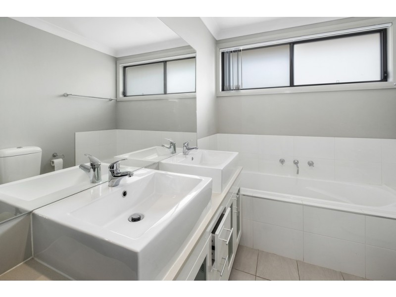 24 Blackburn Street, Ropes Crossing NSW 2760