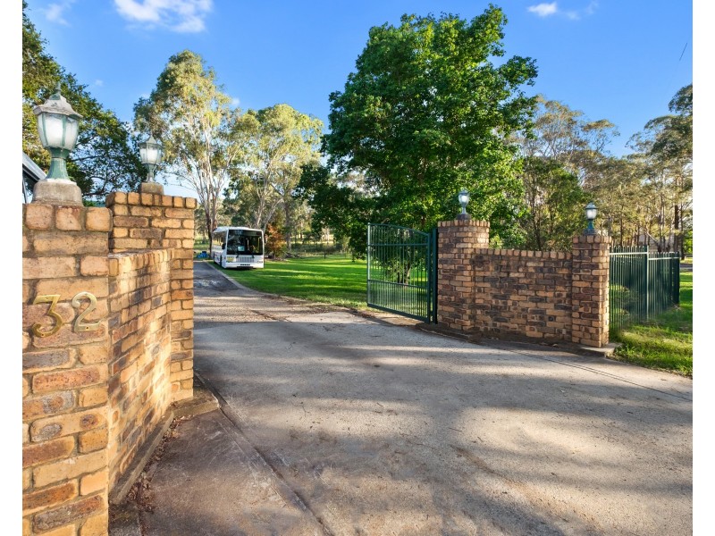 132 Glenidol Road, Oakville NSW 2765