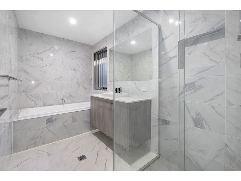 44 Moonstone Road, Box Hill NSW 2765