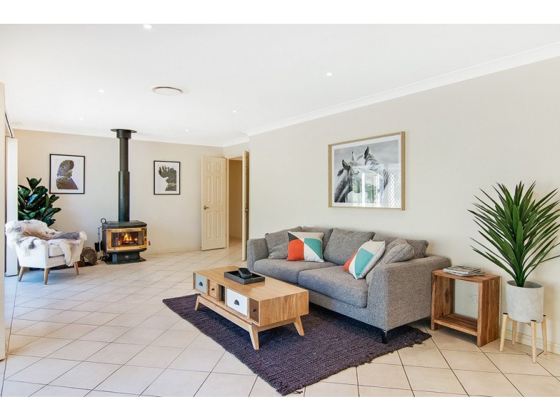 8 Belmont Grove, Grose Vale NSW 2753