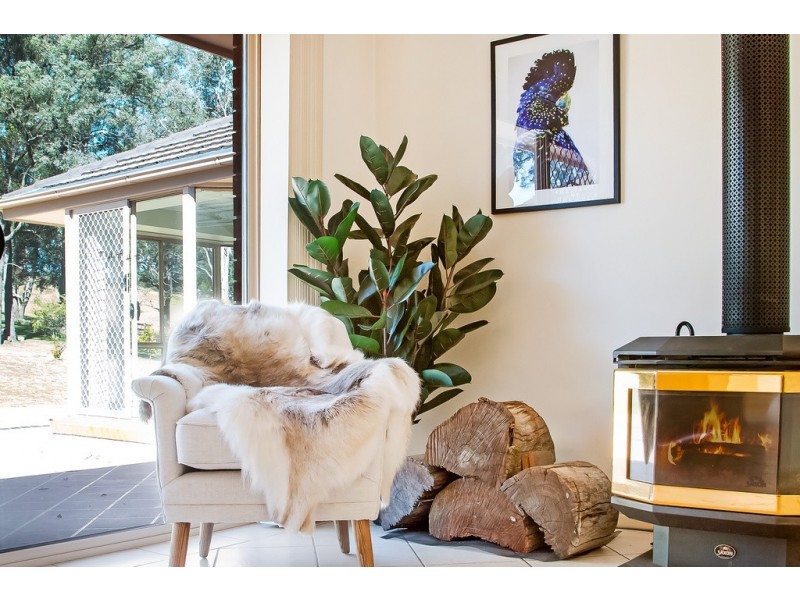 8 Belmont Grove, Grose Vale NSW 2753