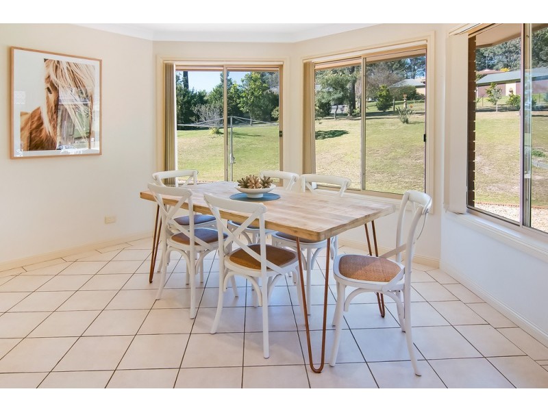 8 Belmont Grove, Grose Vale NSW 2753