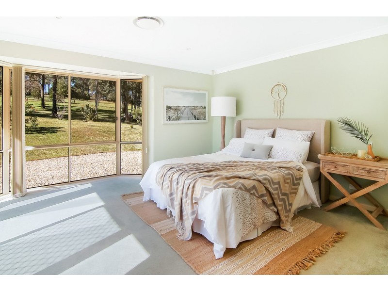 8 Belmont Grove, Grose Vale NSW 2753