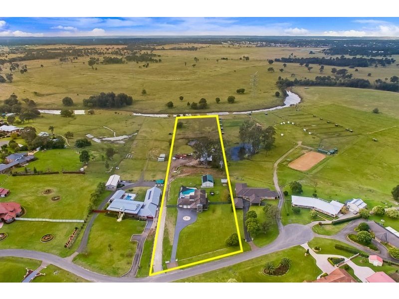 197 Willeroo Drive, Windsor Downs NSW 2756 Floorplan