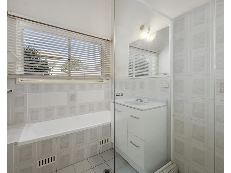 366 Burns Bay Road, Linley Point NSW 2066