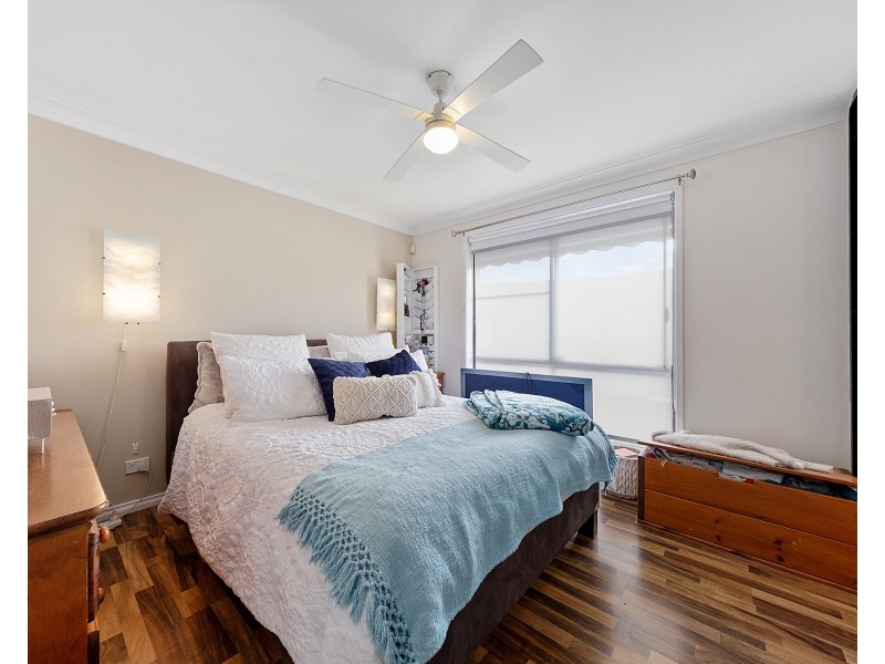 7 Burrowes Groves, Dean Park NSW 2761