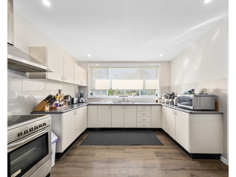 15 Gilligans Road, Dural NSW 2158