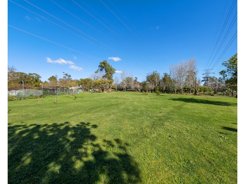 15 Gilligans Road, Dural NSW 2158