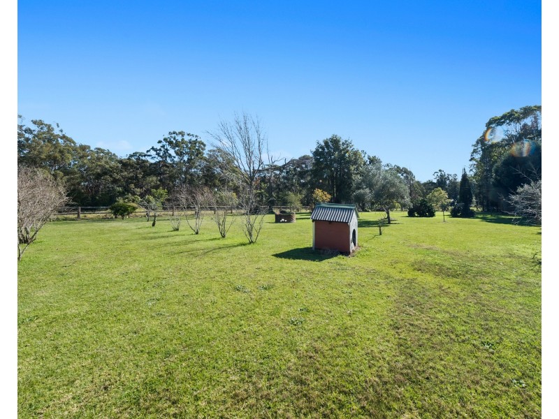 15 Gilligans Road, Dural NSW 2158