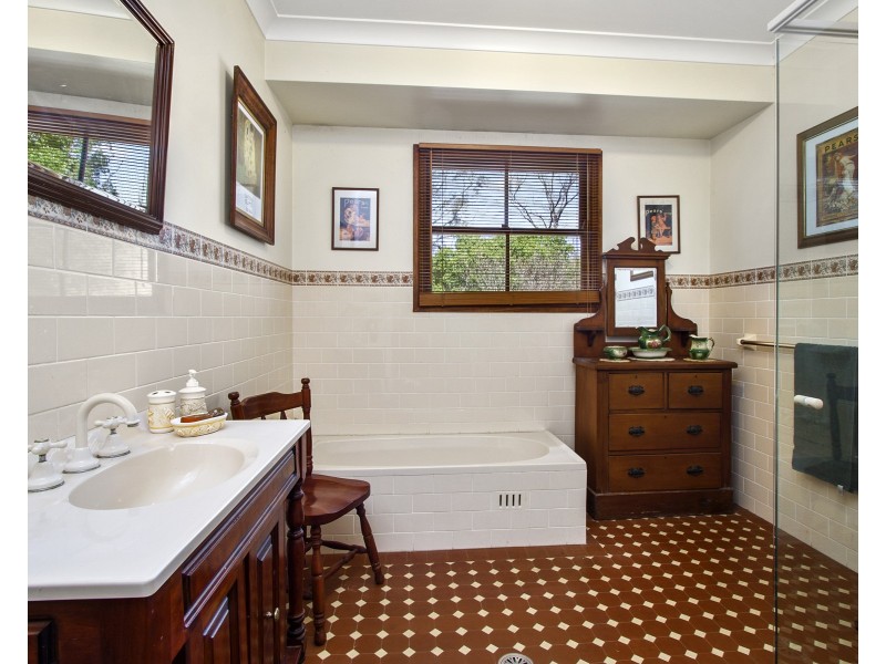 136 West Wilchard Road, Castlereagh NSW 2749