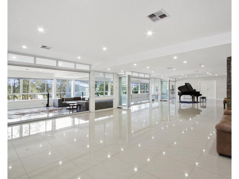 1 Tennyson Road, Tennyson NSW 2754