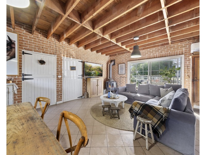 137 Halcrows Road, Glenorie NSW 2157