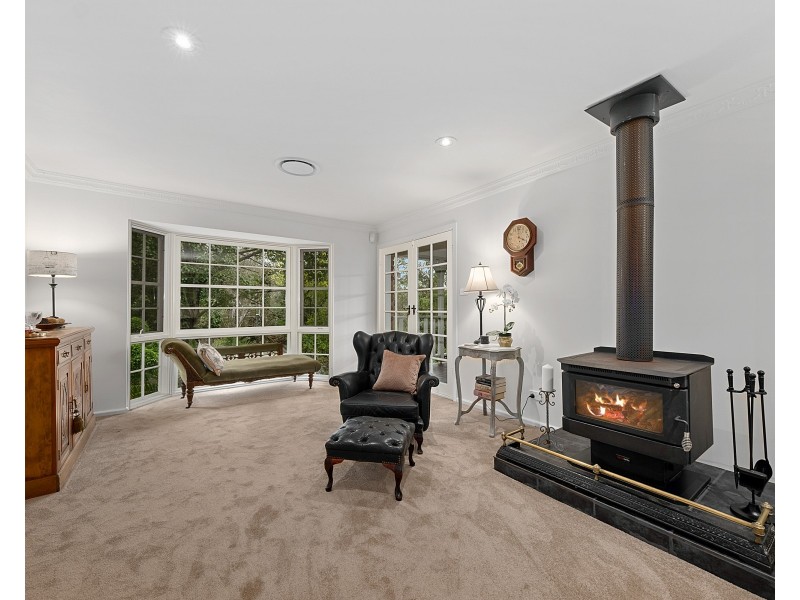 12 Burrawang Drive, Nelson NSW 2765