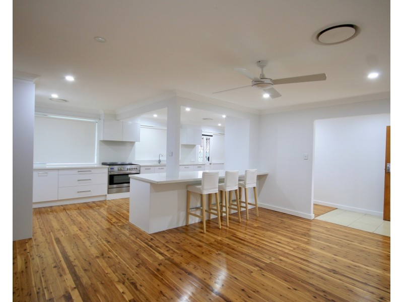 13 Castlereagh Road, Hobartville NSW 2753