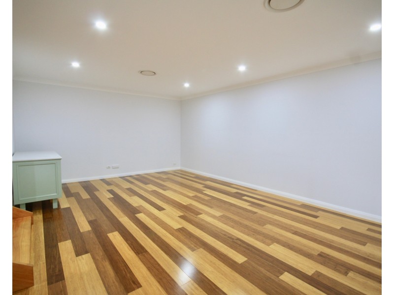 13 Castlereagh Road, Hobartville NSW 2753