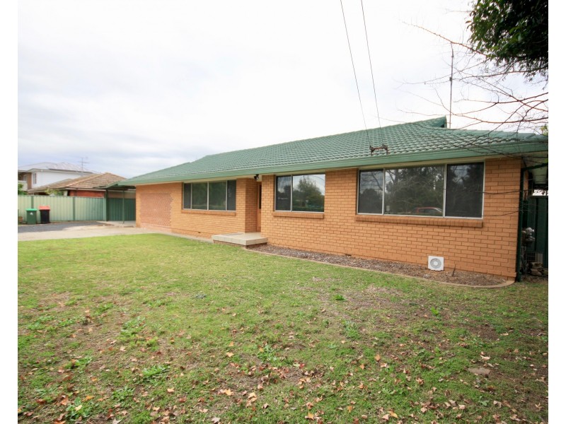13 Castlereagh Road, Hobartville NSW 2753