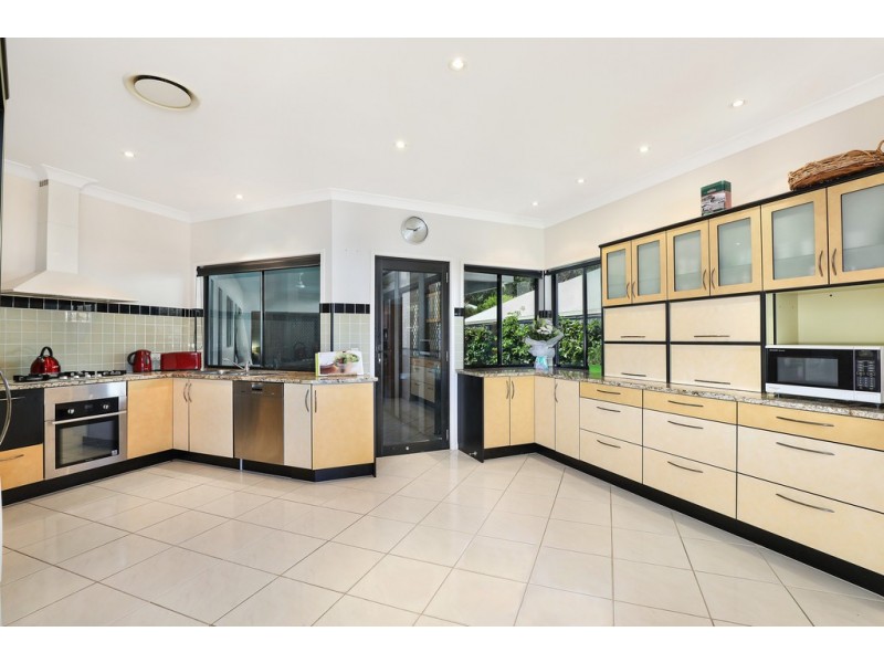 24 Springbrook Grove, Buderim QLD 4556