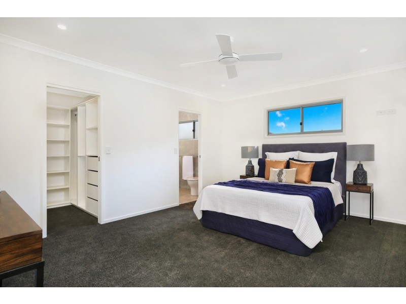 2/5A Sorensen Avenue, Buderim QLD 4556