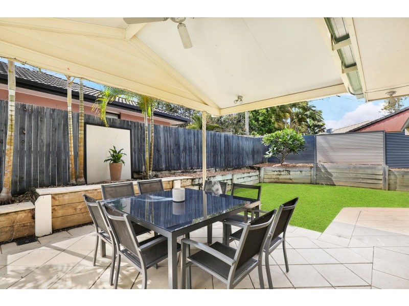 8 Hastings Place, Buderim QLD 4556