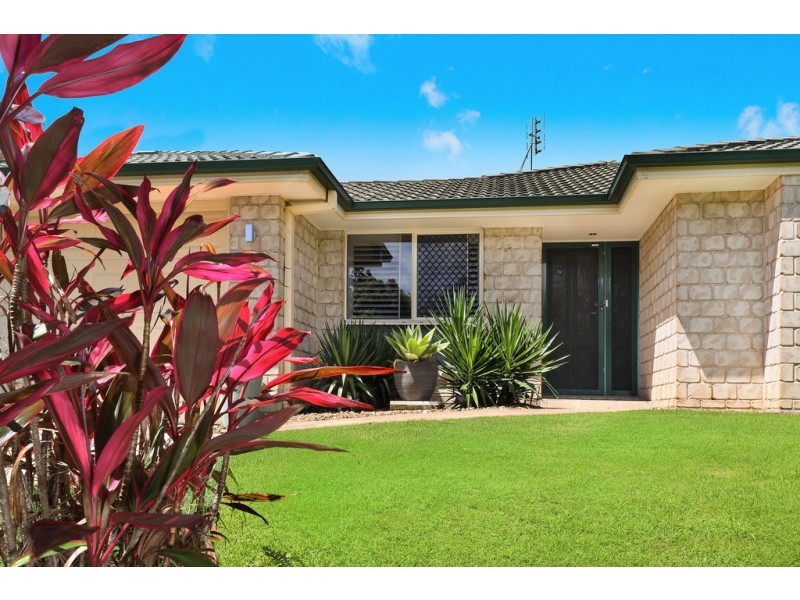 8 Hastings Place, Buderim QLD 4556