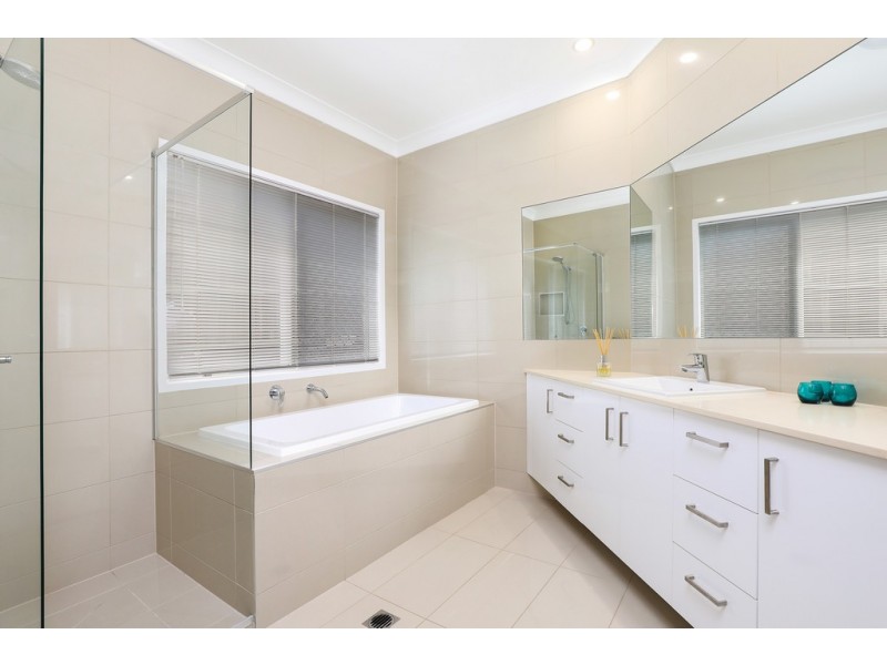 13 Danielle Place, Buderim QLD 4556