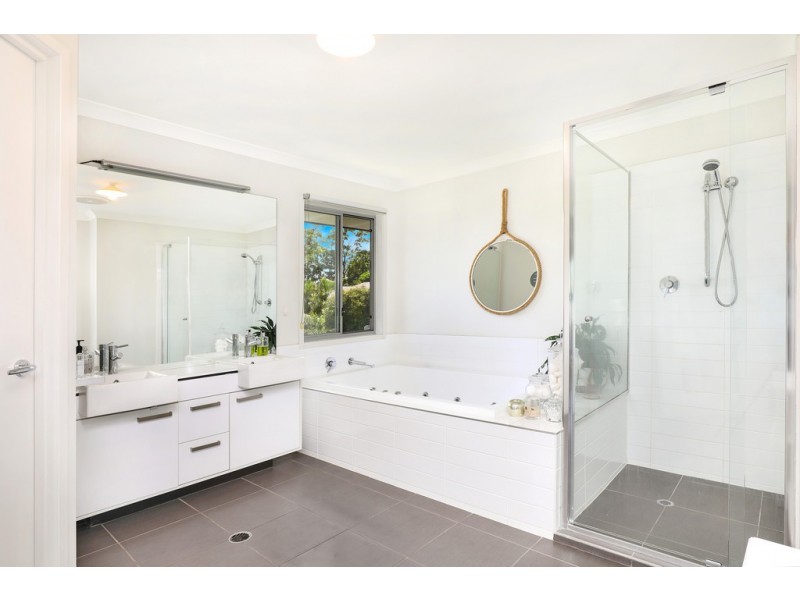 39 Paynters Pocket Avenue, Palmwoods QLD 4555