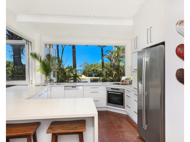 4 Mary Street, Alexandra Headland QLD 4572