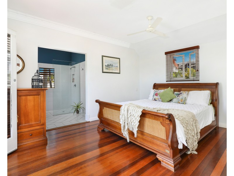 4 Mary Street, Alexandra Headland QLD 4572